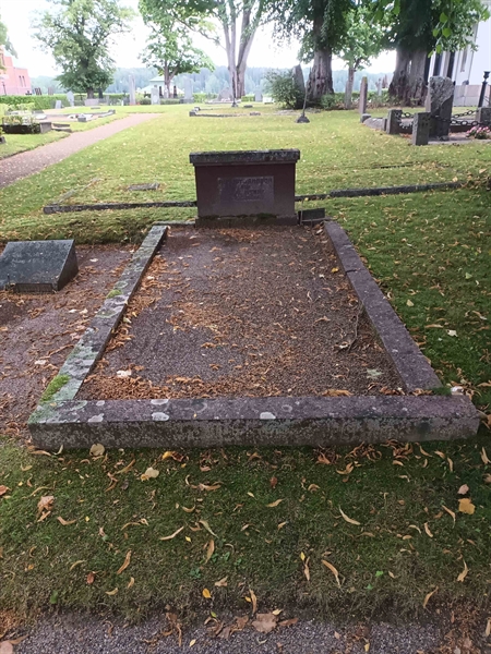 Grave number: SÖ 06   131