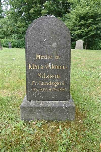 Grave number: TÖ 6   413