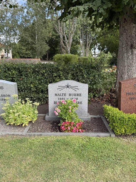 Grave number: ON C   630