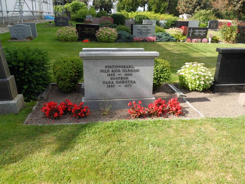 Grave number: SK D   181, 182