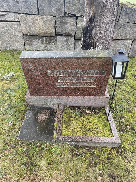Grave number: Lax mell Kv4 162