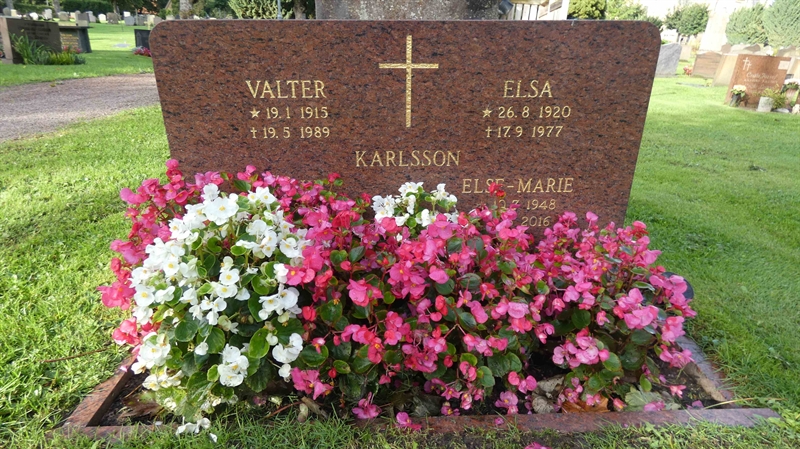 Grave number: SN D   300a