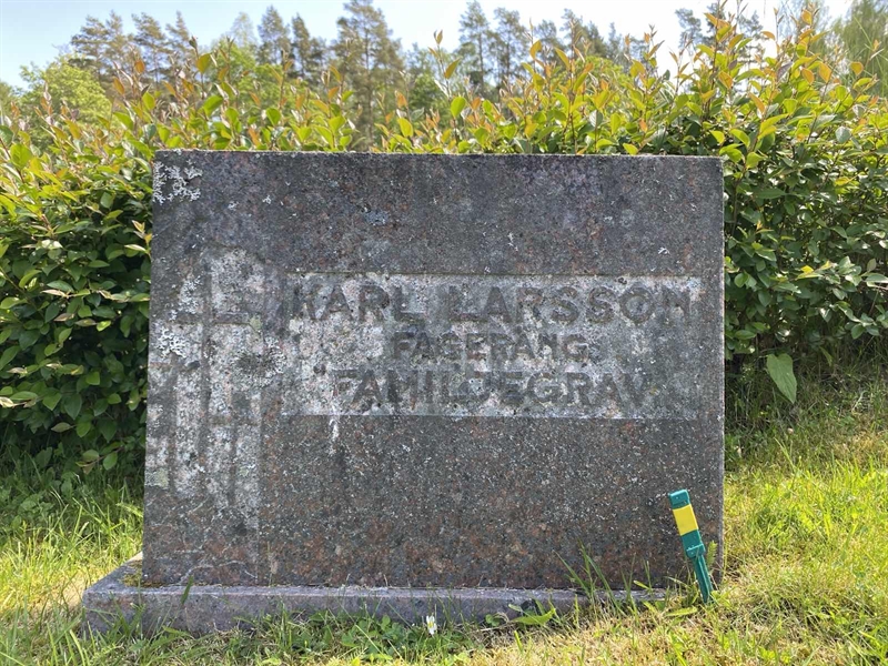 Hautatunnus: 1 07 79, 80