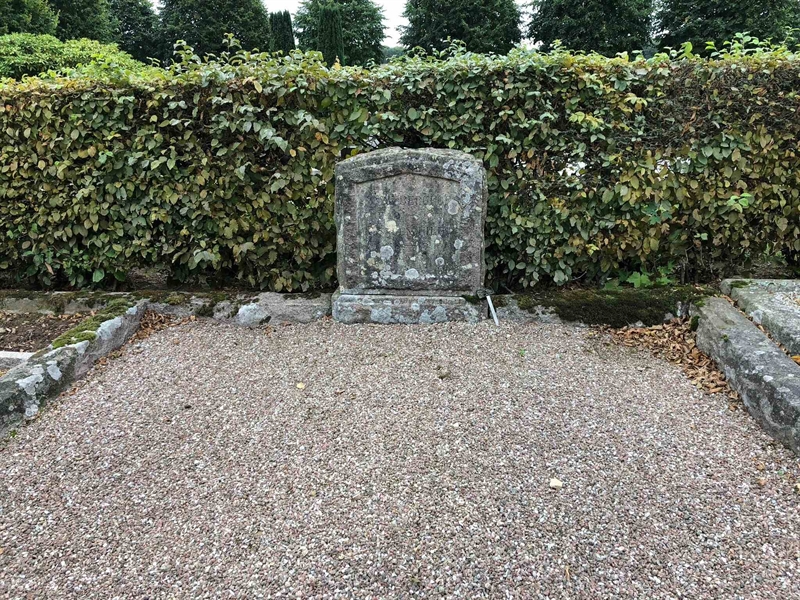Grave number: RK S    14, 15