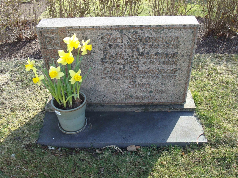 Grave number: KU 06    66, 67