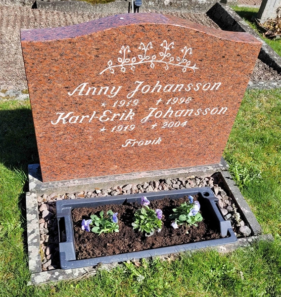 Grave number: JÄ 3   24