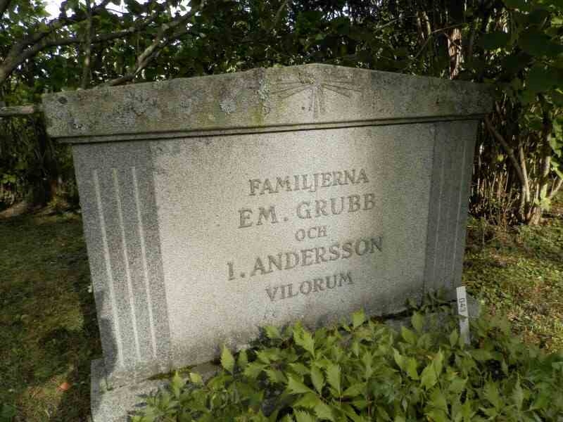 Grave number: 1 1    43