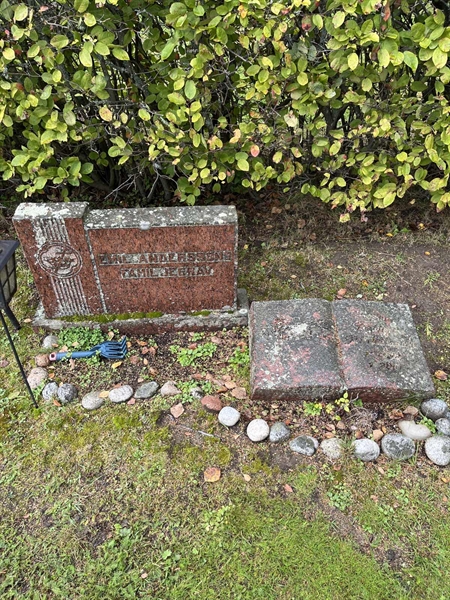 Grave number: 3 09  1529