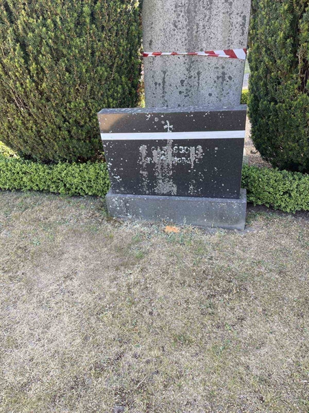 Grave number: EK E 3    75