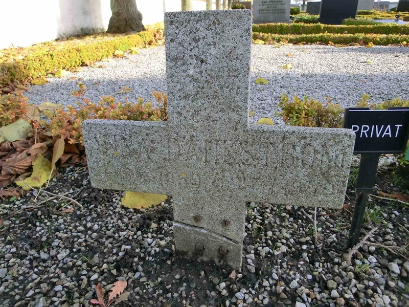 Grave number: LI NORR    159B