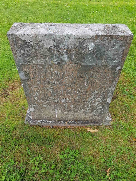 Grave number: Jä 05    37-38