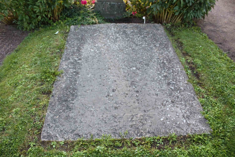 Grave number: 1 K A   52