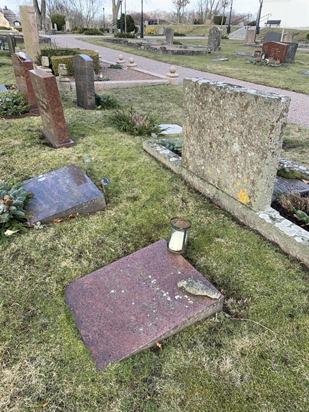 Grave number: SÖ D   151