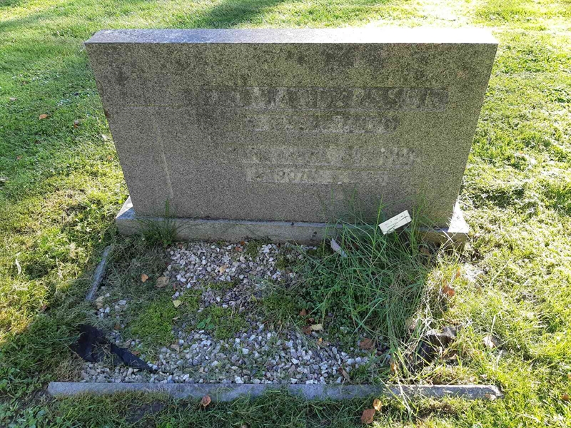 Grave number: Fr 7   145-146