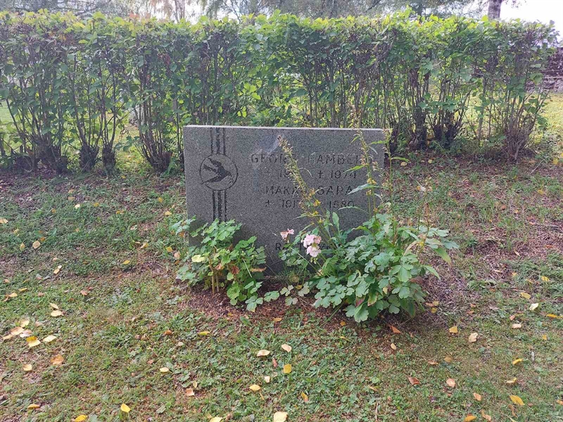 Grave number: FÖ 5    82ab, 83ab