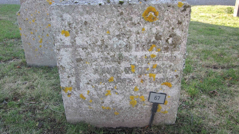 Grave number: KG C    67, 68