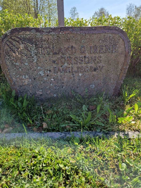 Grave number: 501 15 2818-2819