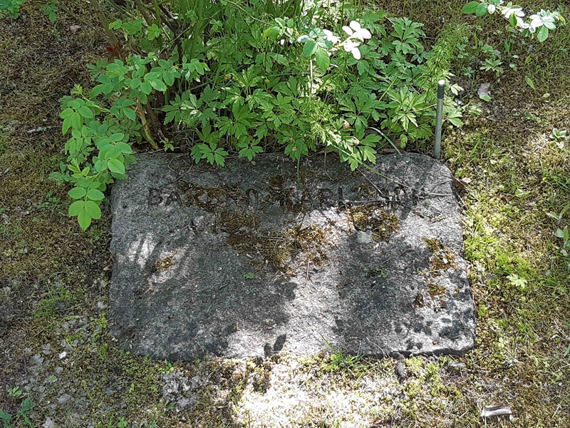 Grave number: KA 15   127