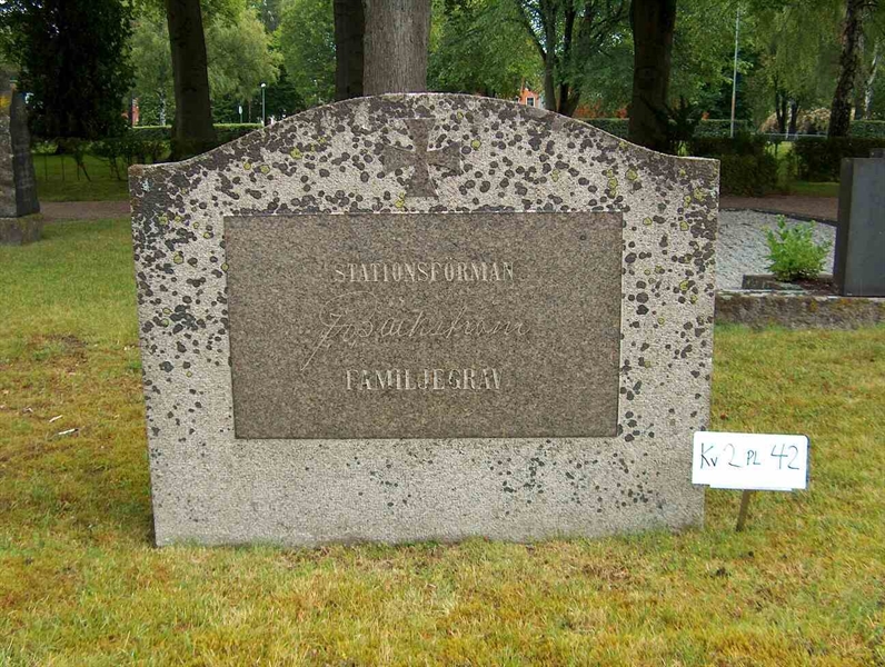 Grave number: HÖB 2    42
