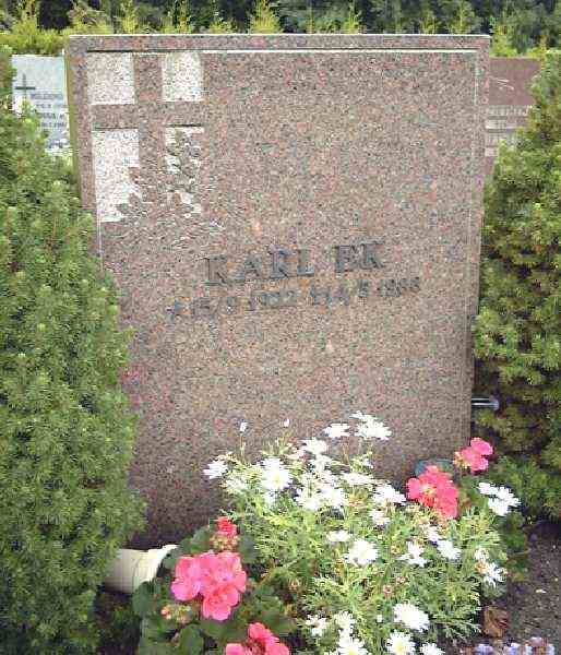 Grave number: NK Urn XVII    43
