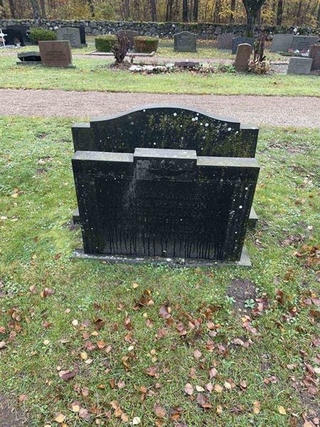 Grave number: VV 6   268, 269