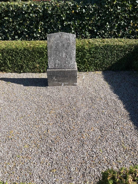 Grave number: VK III   194
