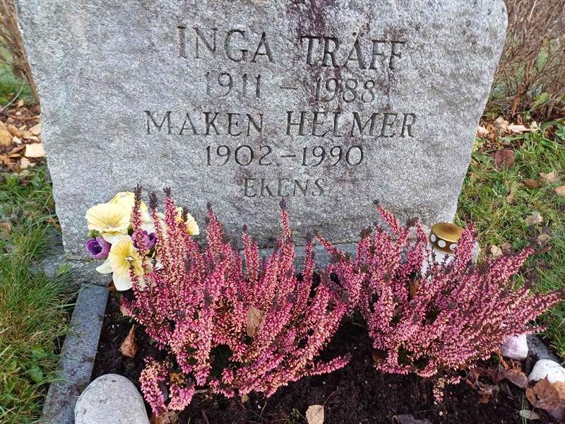 Grave number: JÄ 3 7852, 7853