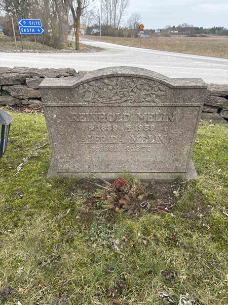 Gravnummer: LE   601, 602