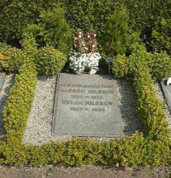 Grave number: NK Urn s    29