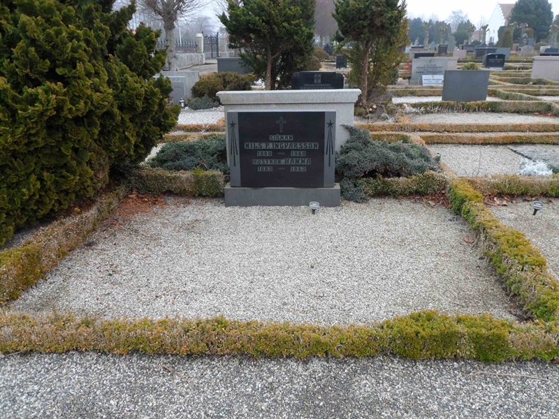 Grave number: 2 01  1981