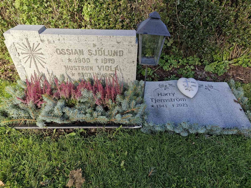 Grave number: AK D  5805-5806