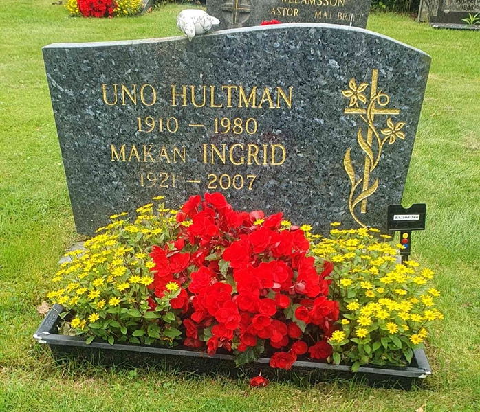 Grave number: 2 1 385-386