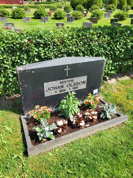 Grave number: Jä 01   122