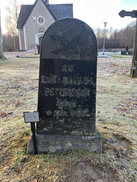 Hautatunnus: 2 C    25