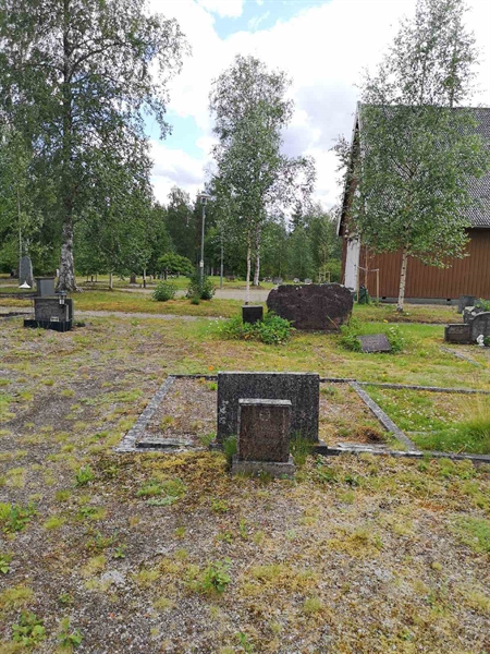 Grave number: SK L    38