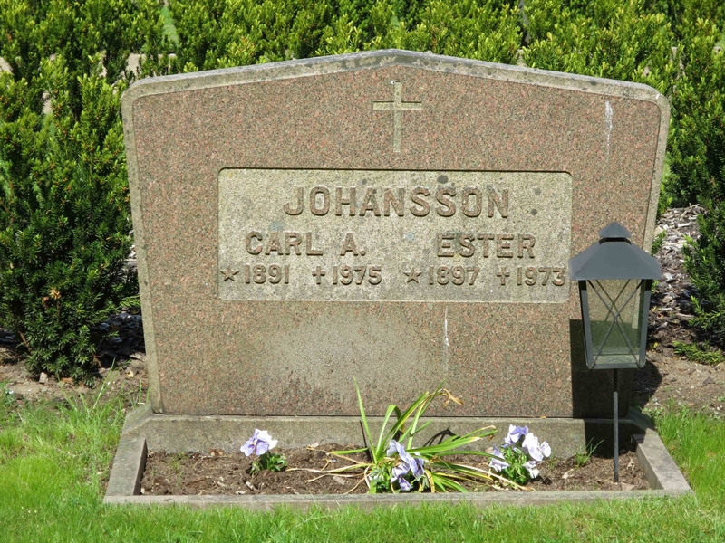 Grave number: HÖB 45    21