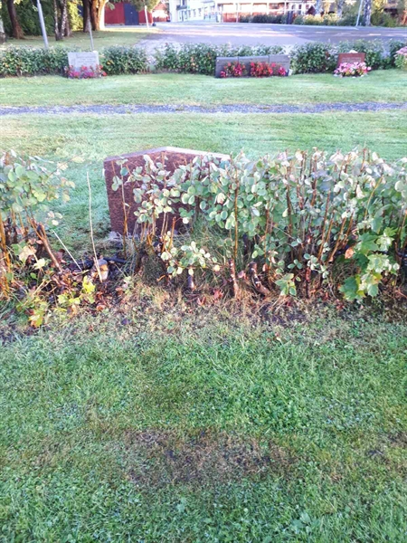 Gravnummer: NK F B    28