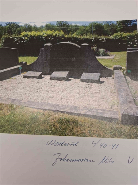 Grave number: 40 C    40-41