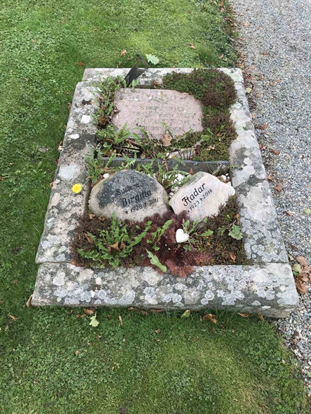 Grave number: SN 02   258
