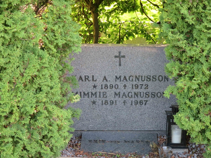 Grave number: HÖB 66    22