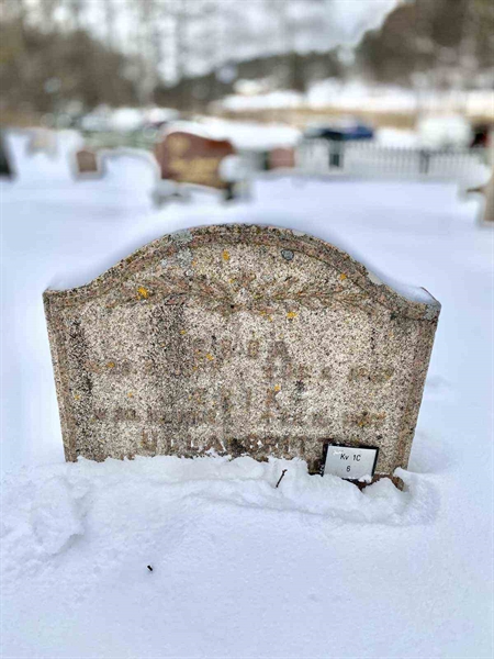 Grave number: 2 01C     6