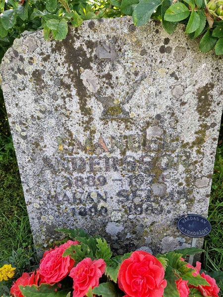 Grave number: 1 17    87