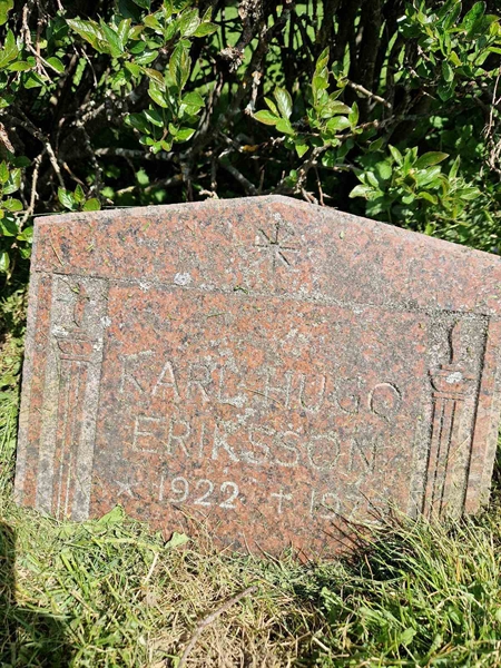Grave number: 501 30 5555