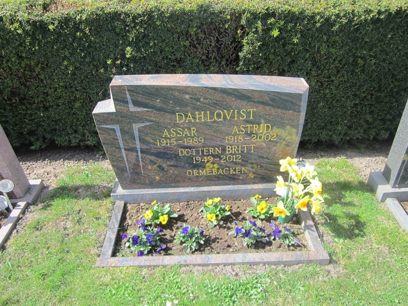 Grave number: 04 D  103