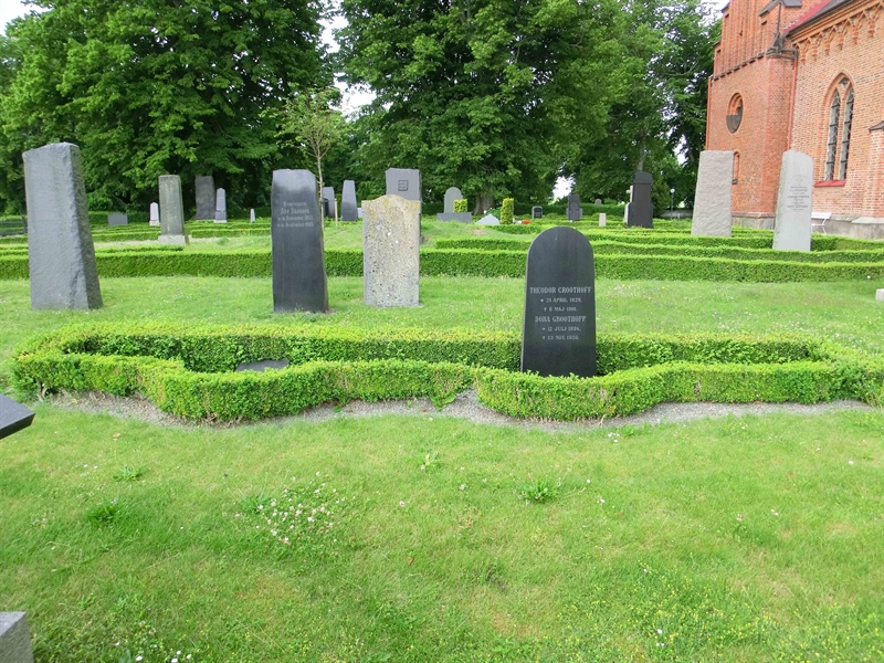 Grave number: KÄ B 054-057