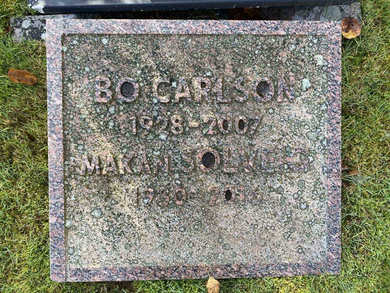 Hautatunnus: 1 24     28