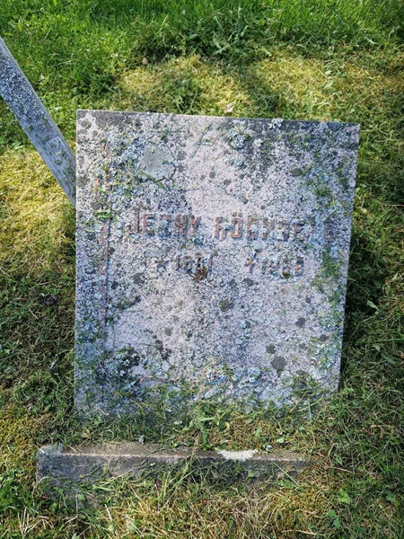 Grave number: 501 27 4599