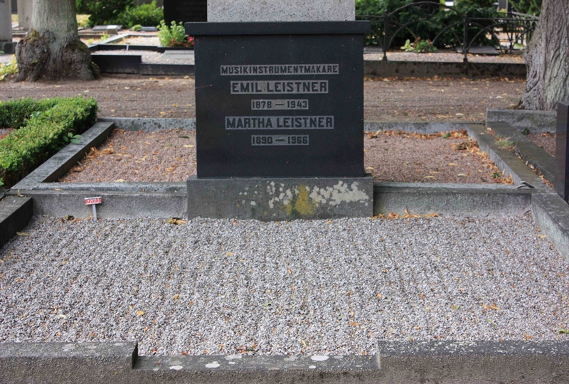 Grave number: Ö 22i     4, 5