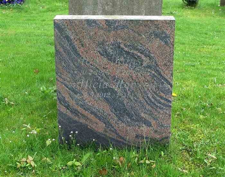 Grave number: SN K    50