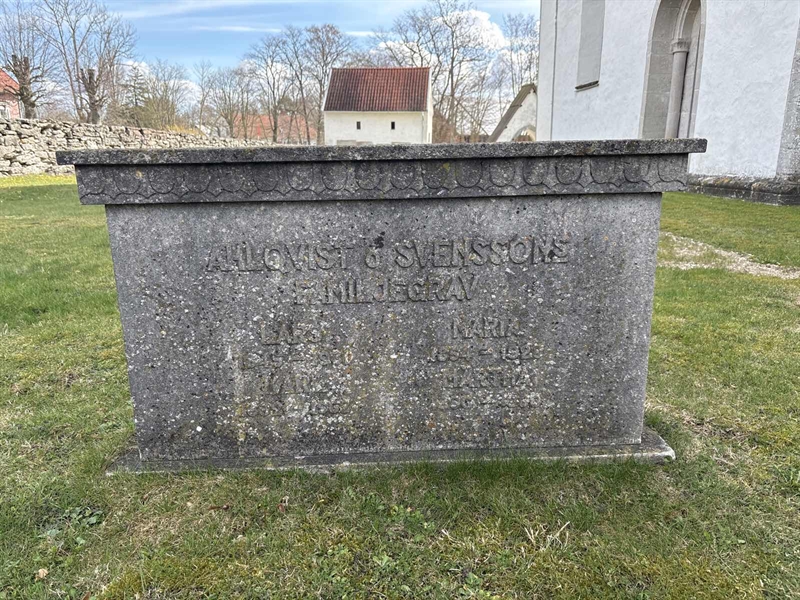 Grave number: LI   275